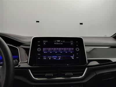 VW T-Roc 1.0 TSI 110cv R-Line CARPLAY / FULL LED / PDC AV+AR / JA 17" (2024) - Foto 11