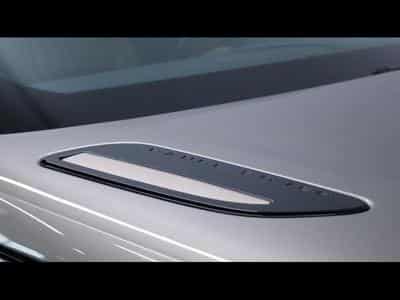Land-Rover Range Rover Velar P300 R-Dynamic HSE Auto (2019) - Foto 13