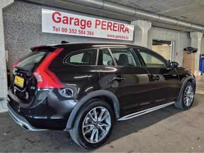 Volvo V60 D3 GEARTRONIC CUIR NAVI (2016) - Photo 2