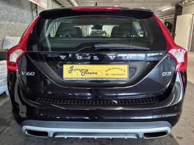 Volvo V60 D3 GEARTRONIC CUIR NAVI (2016) - Photo 3