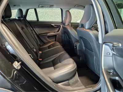 Volvo V60 D3 GEARTRONIC CUIR NAVI (2016) - Photo 5