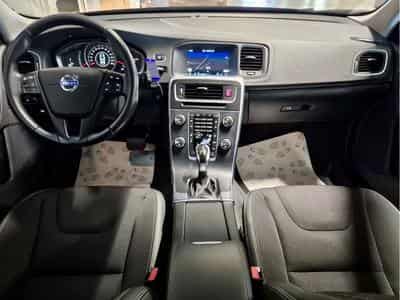 Volvo V60 D3 GEARTRONIC CUIR NAVI (2016) - Photo 6
