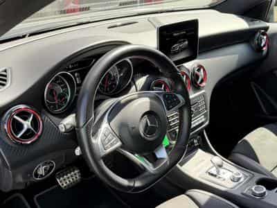 Mercedes A 45 AMG TURBO 4MATIC FACELIFT PANO CUIR NAVI (2017) - Foto 7