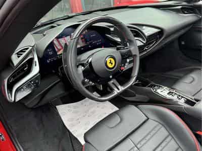 Ferrari SF90 REPRISES POSSIBLE ... INZAHLUNGEN MÖGLICH Full options Great (2023) - Photo 13