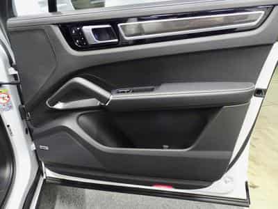 Porsche Cayenne 4.0 TURBO PSCB SPORT DESIGN CARBON APPROVED Hinterradlenkung (2019) - Foto 15