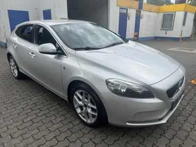 Volvo V40 VOLVO V40 OCEAN RACE 2.0 D LEDER LED NAVI AHK (2016) - Photo 4