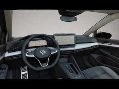 VW Golf (2025) - Photo 2