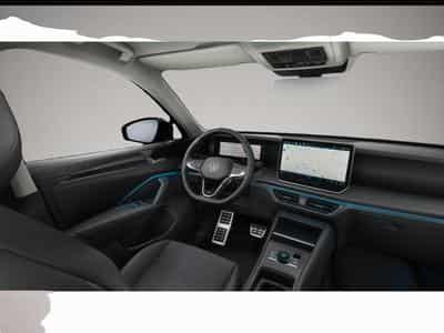 VW Tiguan (2025) - Photo 4