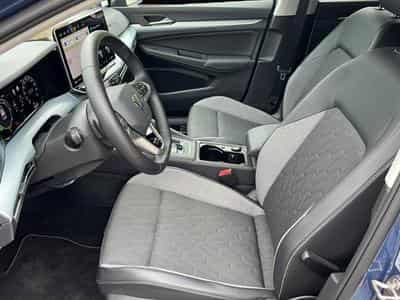 VW Golf (2025) - Photo 3