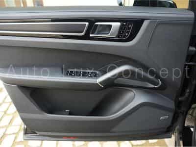 Porsche Cayenne GTS (2021) - Photo 11