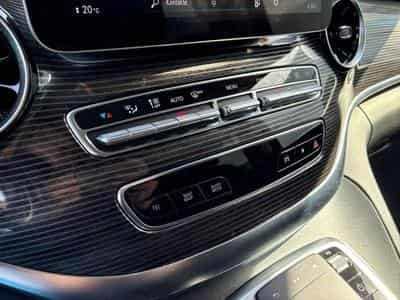 Mercedes Classe V 300 d Compact Avantgarde 9G-Tronic (2020) - Foto 9
