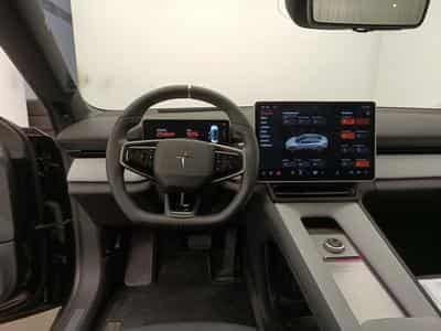 Polestar 4 Prime (2026) - Photo 8