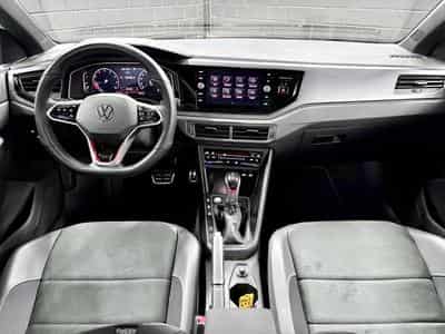 VW Polo 2.0 TSI 207 CV DSG7 *CAM* BEATS * MATRIX* (2023) - Photo 9