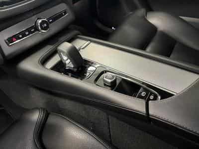 Volvo XC90 Plus Dark (2022) - Photo 8