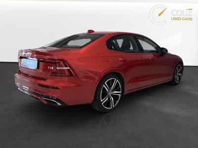 Volvo S60 R-Design (2019) - Photo 2