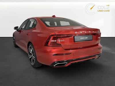 Volvo S60 R-Design (2019) - Photo 6