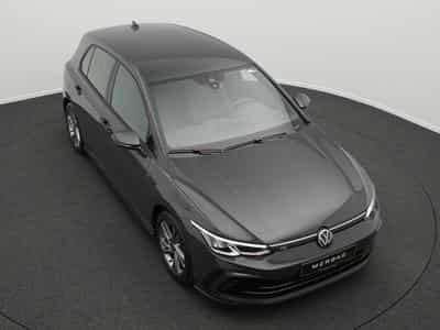 VW Golf VIII 1.5 eTSI R-Line (2024) - Photo 12
