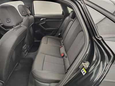 Audi A3 30 TFSI Navi Cockpit / Led / PDC / Pano (2023) - Photo 13