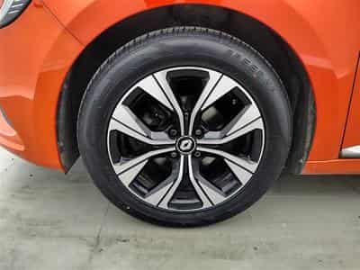 Renault Clio 1.0 TCe Evolution GPF (2023) - Photo 6