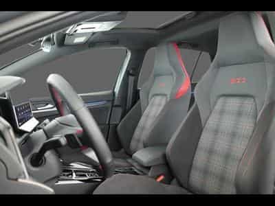 VW Golf GTI DSG Black LED (2024) - Foto 8