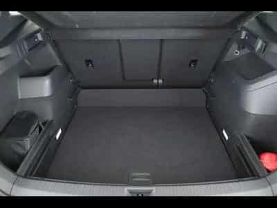 VW Tiguan 2.0 TDI DSG R-Line (2024) - Foto 13