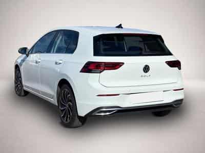 VW Golf (2024) - Photo 3