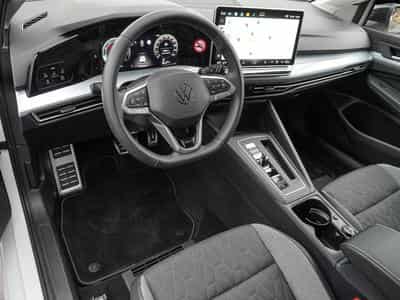 VW Golf (2025) - Photo 7