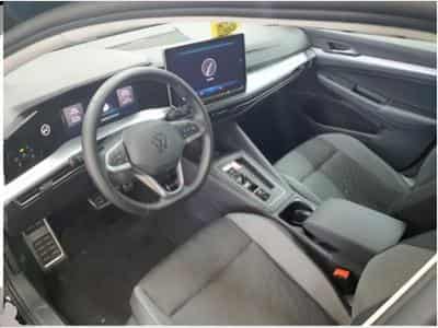VW Golf (2025) - Photo 3