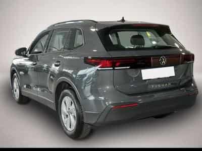 VW Tiguan (2025) - Photo 2