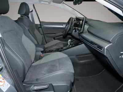 VW Golf (2024) - Photo 4