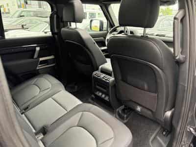 Land-Rover Defender Defender 110 P300 Hybrid X-Dynamic SE/CARPATHIAN (2023) - Photo 15