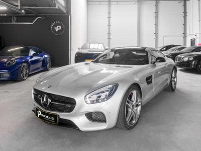 Mercedes AMG GT S AMG RIDE CONTROL° AMG 19° BURMESTER° (2016) - Photo 1