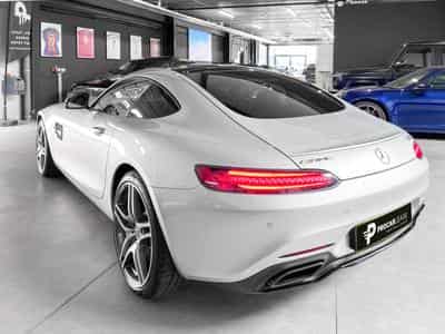 Mercedes AMG GT S AMG RIDE CONTROL° AMG 19° BURMESTER° (2016) - Photo 7