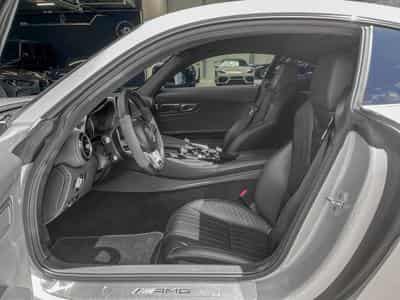 Mercedes AMG GT S AMG RIDE CONTROL° AMG 19° BURMESTER° (2016) - Photo 8