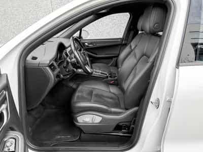 Porsche Macan Macan/Camera/18/Bi-Xenon/(PDLS)/Alcantara (2017) - Photo 5