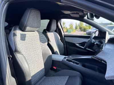 Peugeot 3008 1.2 HYBRID 145 ALLURE E-DCS6 (2025) - Photo 12