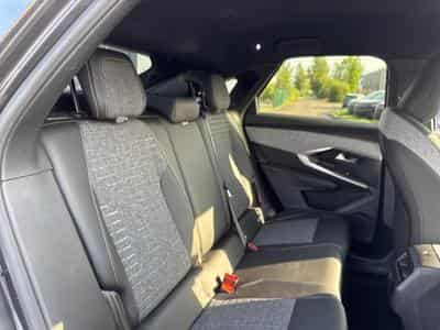 Peugeot 3008 1.2 HYBRID 145 ALLURE E-DCS6 (2025) - Photo 14