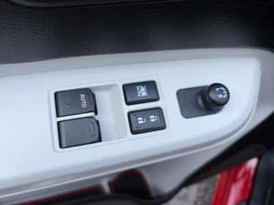 Suzuki IGNIS 1.2 DUALJET 90 AVANTAGE D-T (2019) - Photo 10