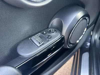 Mini MINI COOPER S 192 BVA7 (2018) - Photo 11