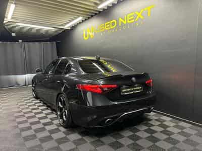 Alfa-Romeo Giulia Giulia Veloce 280 CV CUIR (2019) - Photo 5