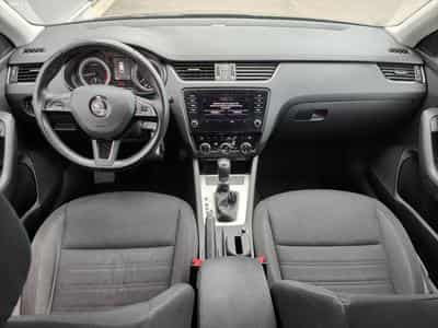 Skoda Octavia OCTAVIA COMBI 1.0 TSI DSG CARPLAY GPS BLUETOOTH RADAR AV/ARR (2018) - Photo 10
