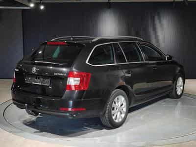 Skoda Octavia OCTAVIA COMBI 1.0 TSI DSG CARPLAY GPS BLUETOOTH RADAR AV/ARR (2018) - Photo 3