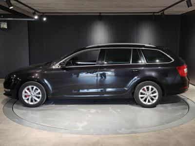Skoda Octavia OCTAVIA COMBI 1.0 TSI DSG CARPLAY GPS BLUETOOTH RADAR AV/ARR (2018) - Photo 5