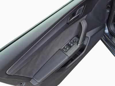 Cupra Leon 1.5 eTSI DSG (2026) - Photo 12
