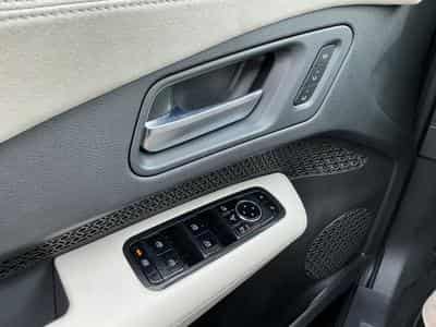 Nissan Ariya Evolve e-4ORCE (2025) - Photo 11