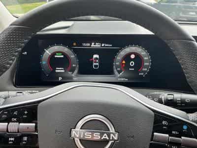 Nissan Ariya Evolve e-4ORCE (2025) - Photo 8