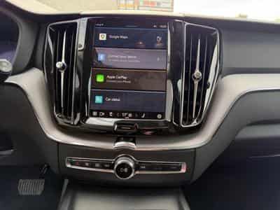 Volvo XC60 B5 Core AWD / Essence (2025) - Photo 15