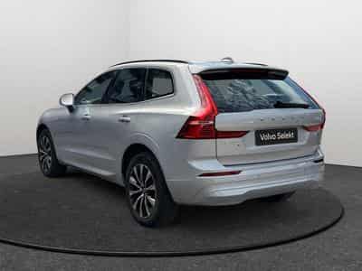 Volvo XC60 B5 Core AWD / Essence (2025) - Photo 3