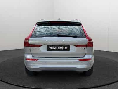 Volvo XC60 B5 Core AWD / Essence (2025) - Photo 4