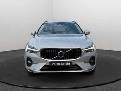 Volvo XC60 B5 Core AWD / Essence (2025) - Photo 8